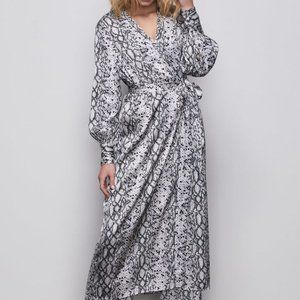 NEW Good American Women Python Print Grey Long Midi Wrap Dress Robe